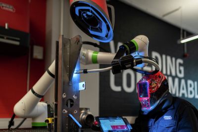 Cobot Cooper